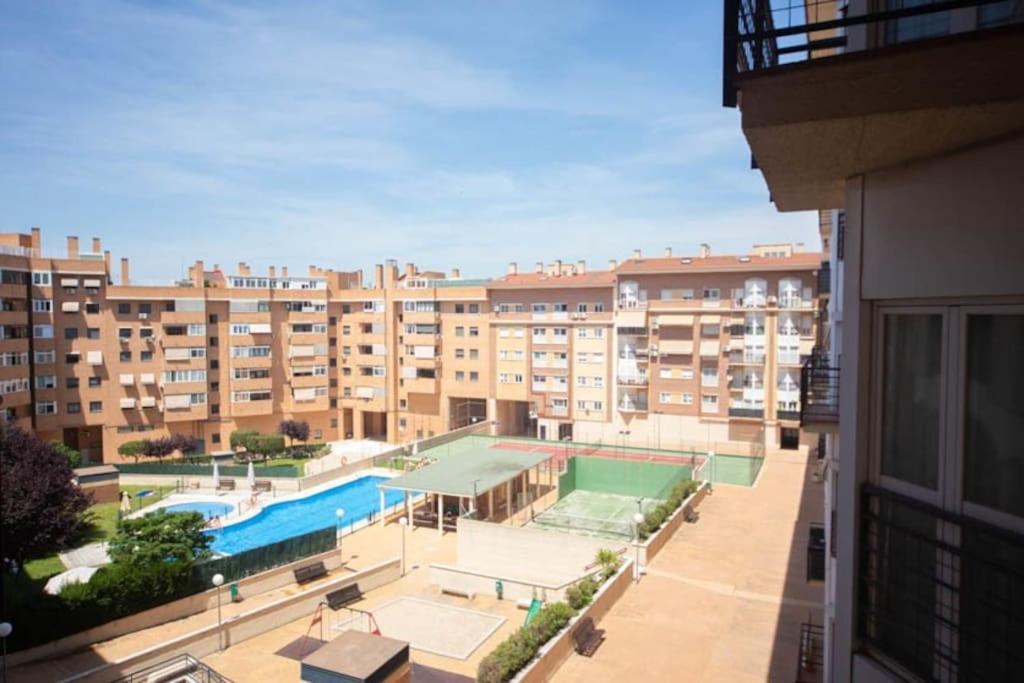 Las Retamas, Alcorcón Extérieur photo